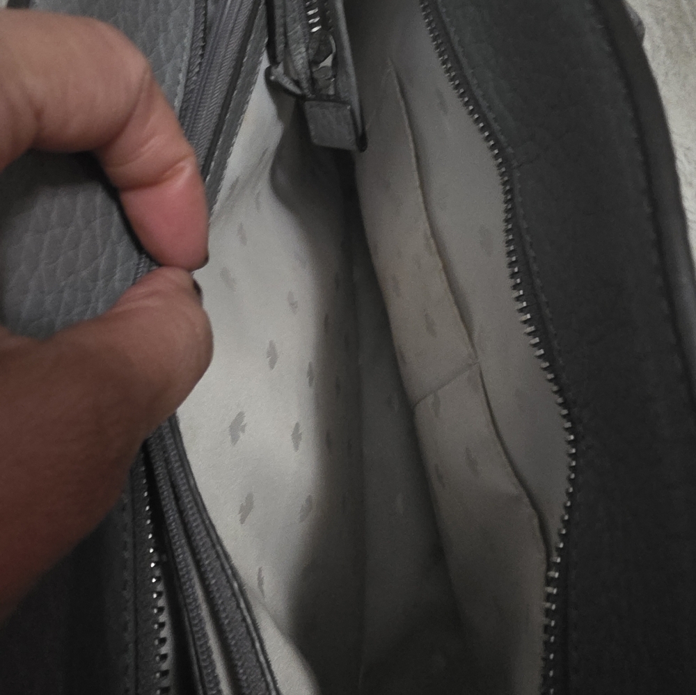 Kate Spade's Pebbled Leather Mulberry Tote/ Crossbody/Shoulder Bag In Grey. - Picture 15 of 16